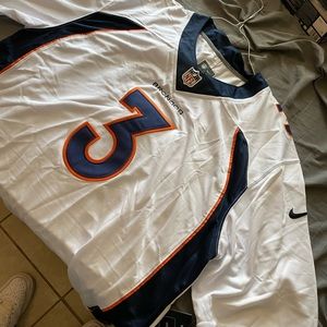 Brand new broncos rusell wilson jersey new with tags!